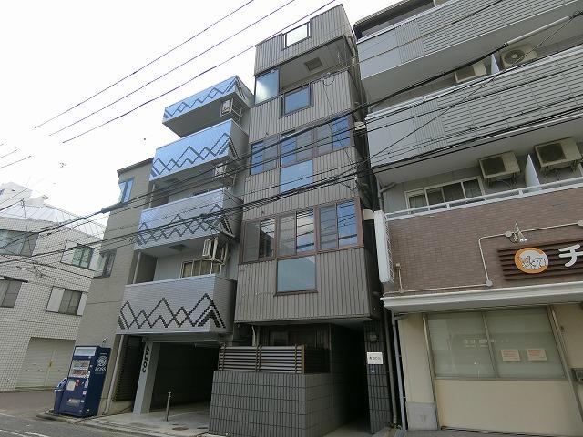 8022463/建物外観