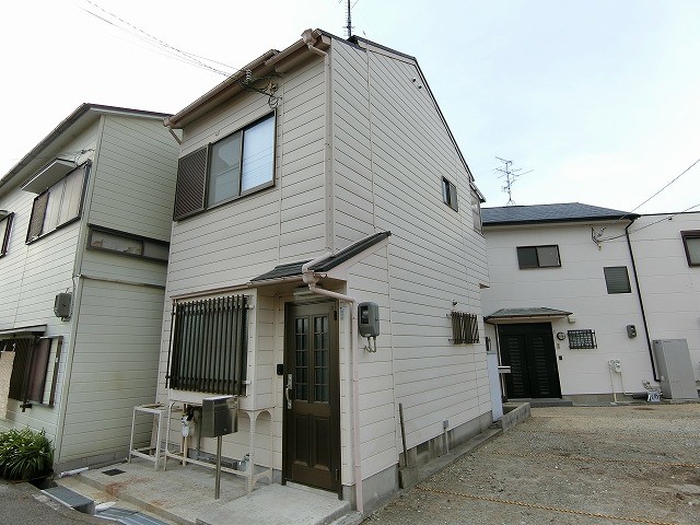 8023756/建物外観